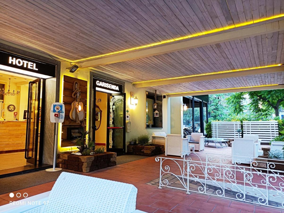Hotel Garisenda B&B - In Centro A Riccione - Екстериор снимка